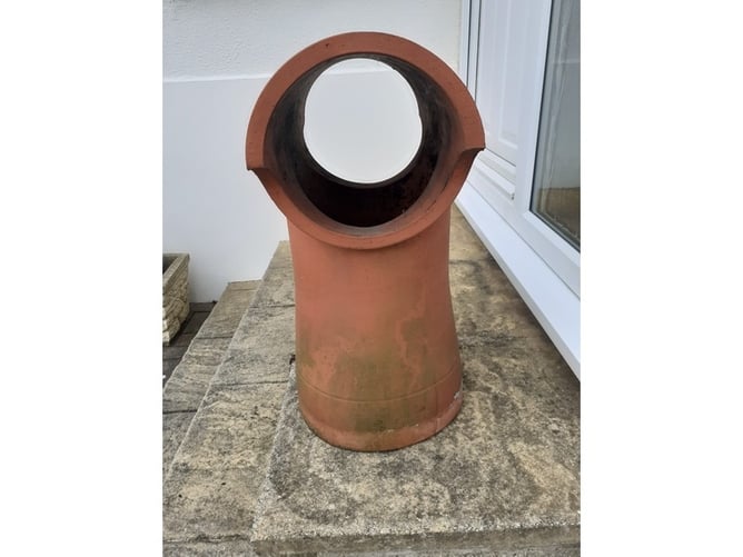 terracotta chimney pot  stops down draft