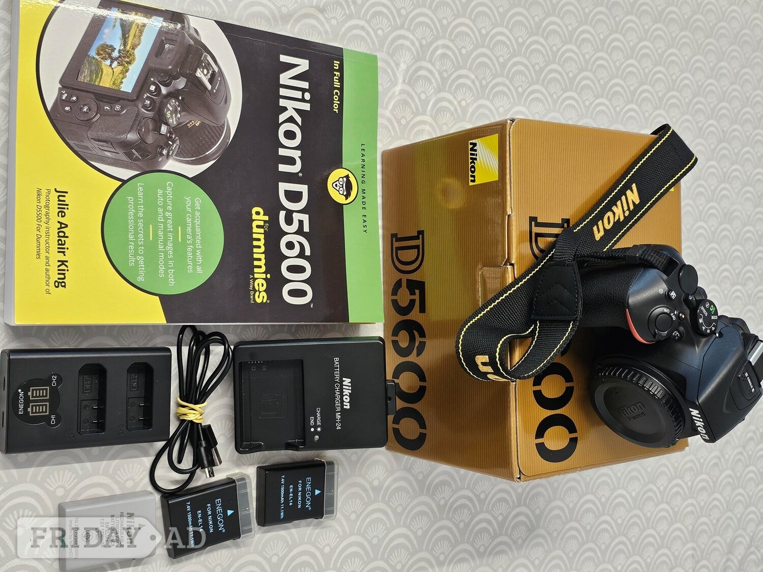 Nikon D5600 Body - Mint (3k Shutter Count) + Box & 3 Batteries