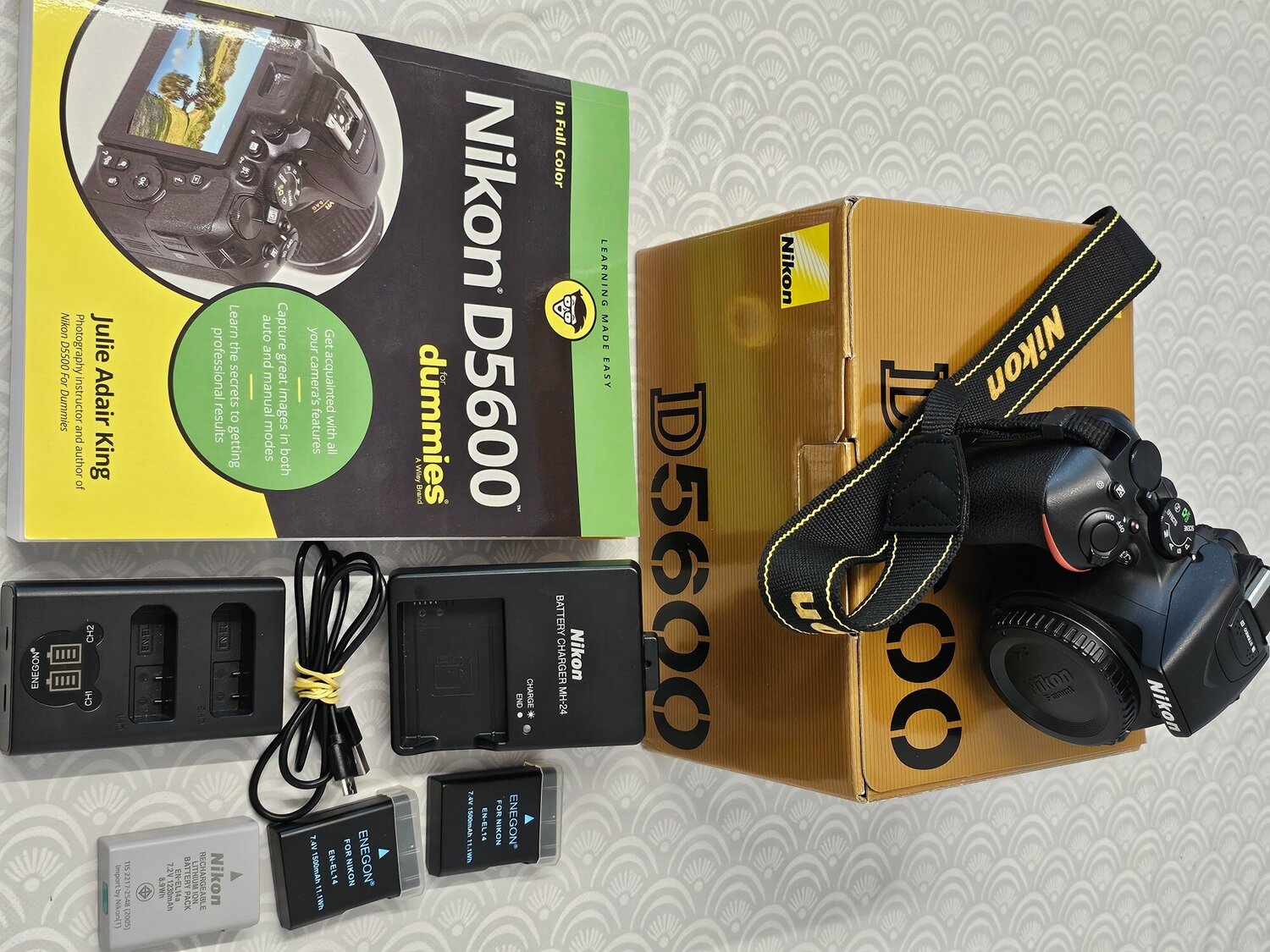 Nikon D5600 Body - Mint (3k Shutter Count) + Box & 3 Batteries