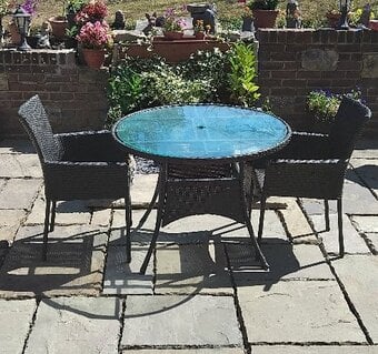 Garden Table & 2 Chairs