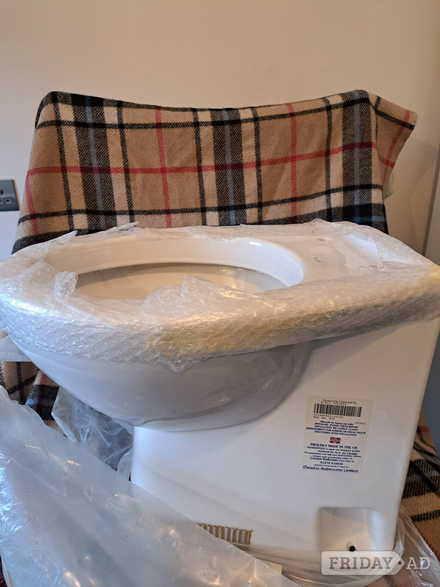 UNUSED FLOORSTANDING WC TOILET PAN TWYFORD GALERIE BACK TO WALL  in Hartley Wintney
