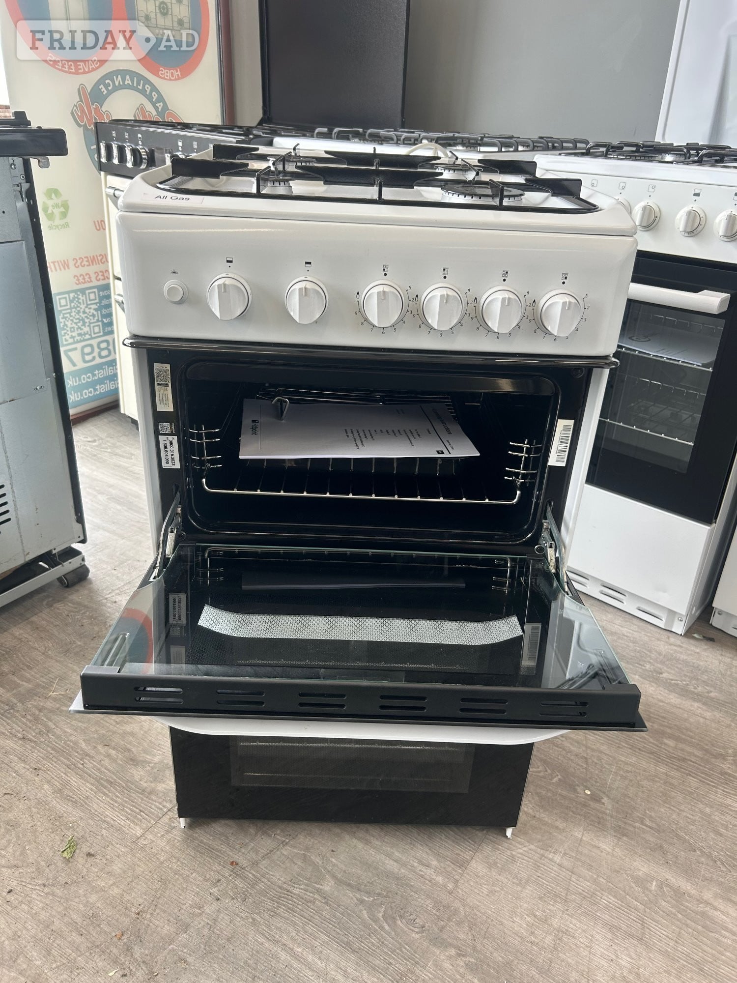 St. Leonards-On-Sea HOTPOINT - GAS COOKER