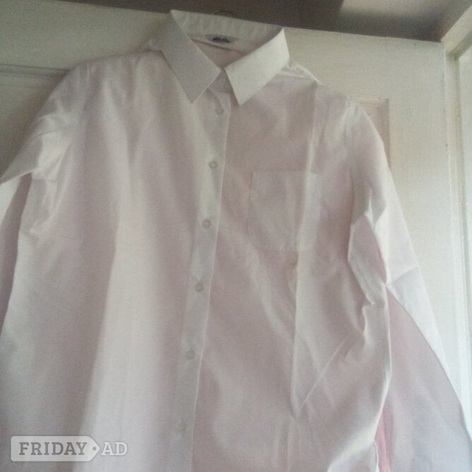 2 school shirts girls 15-18 years 176cm £5.50 brand new in St. Albans