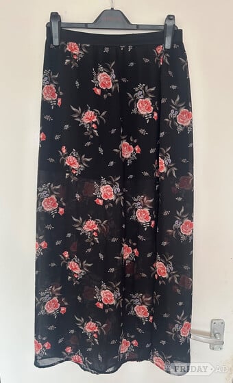 Brand-new ladies floral chiffon skirt from H&M