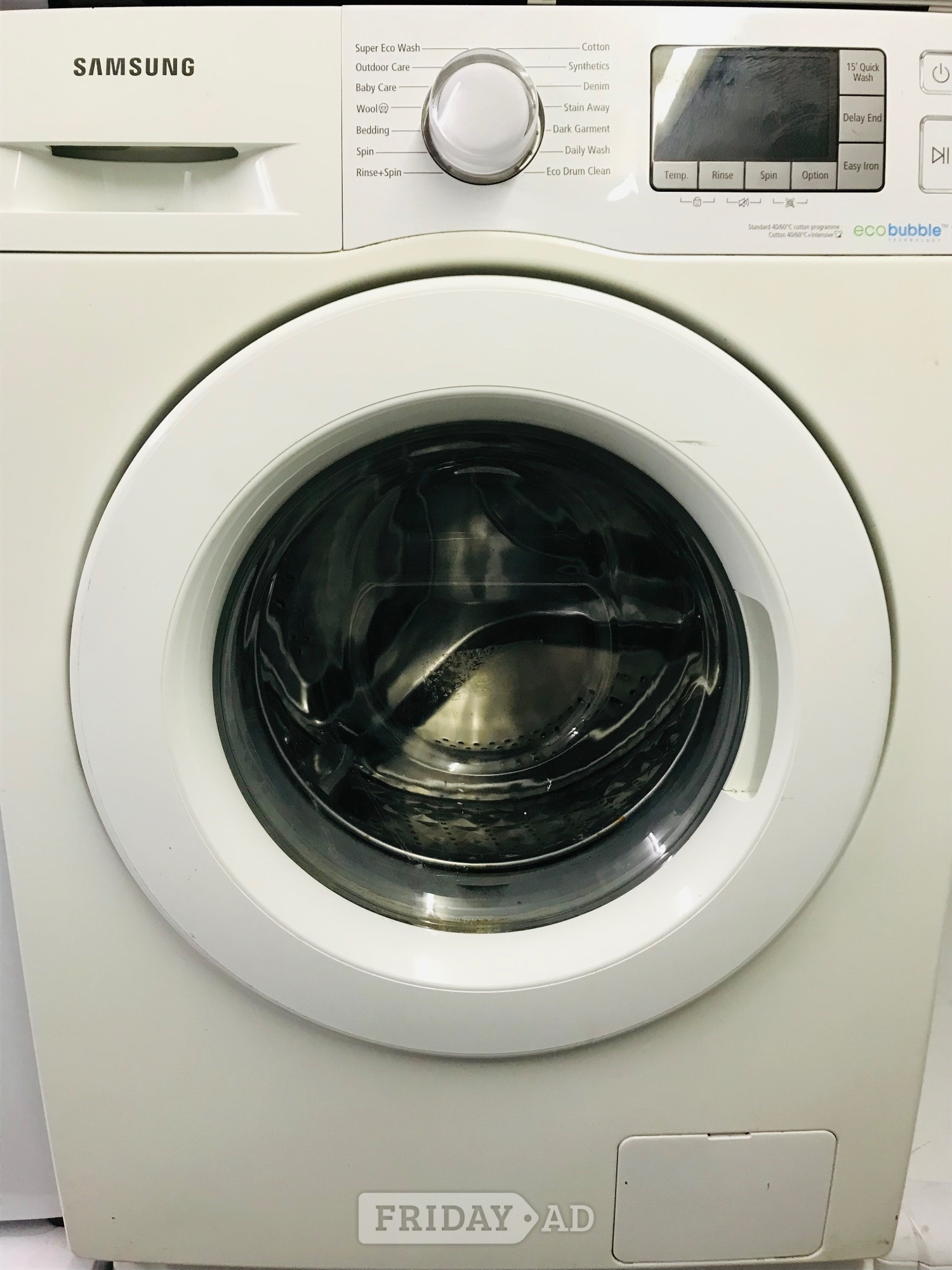 Samsung Eco bubble 9 kg load washing machine  in Aylesbury