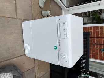 Hotpoint FETC 70 7kg condensed dryer