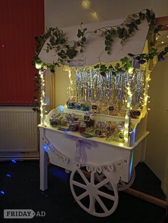Beautiful White Rustic Sweet Cart & Wishing Well Postbox-Complete