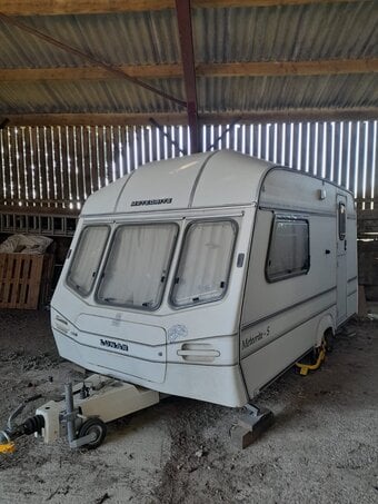 Lunar Meteorite 2 birth caravan 