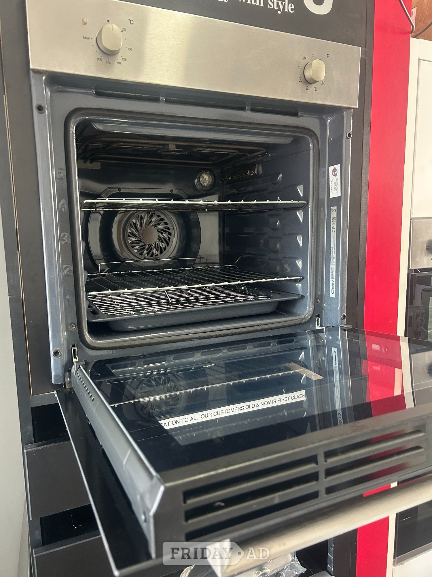 CANDY BUILT IN SINGLE OVEN