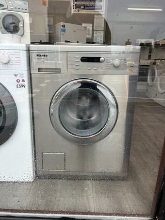 MIELE STAINLESS STEEL 7KG WASHING MACHINE