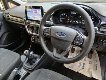 2019 ford fiesta 1.1 trend with only 46,000 miles comes with a fs