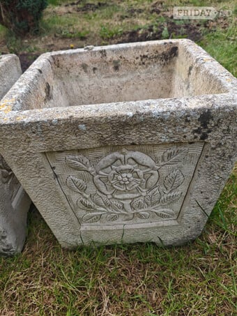 GARDEN STONE PLANTERS X 3