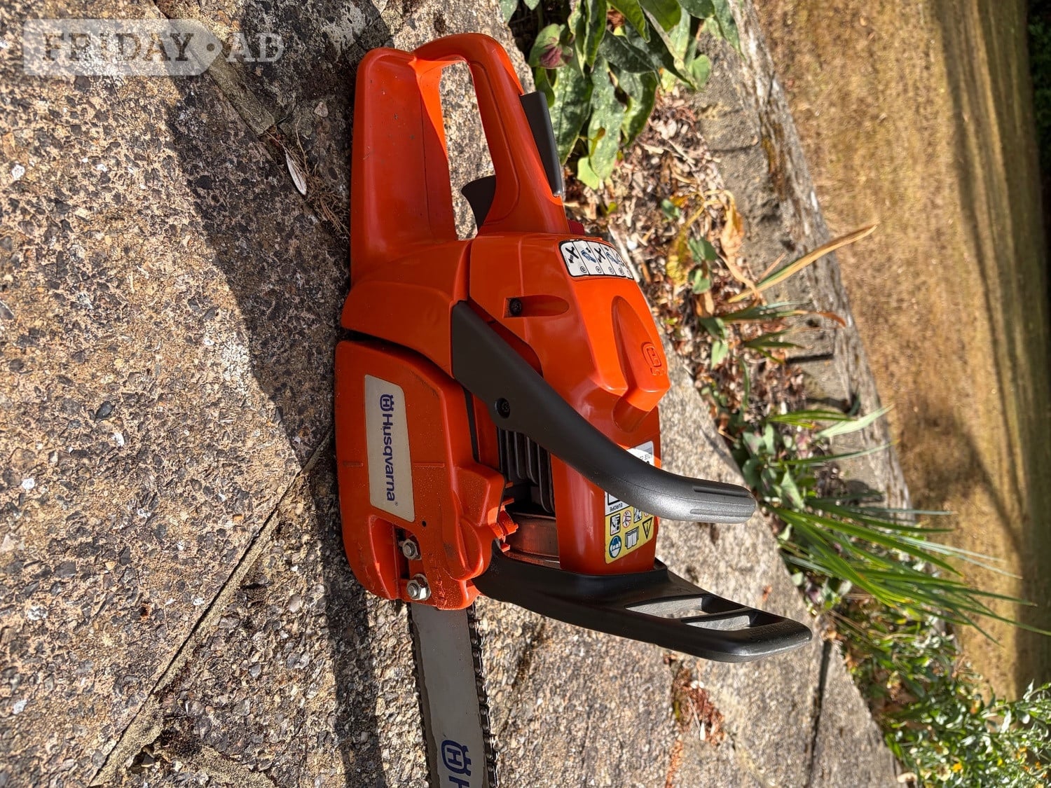 Husqvarna 266 x torque chainsaw
