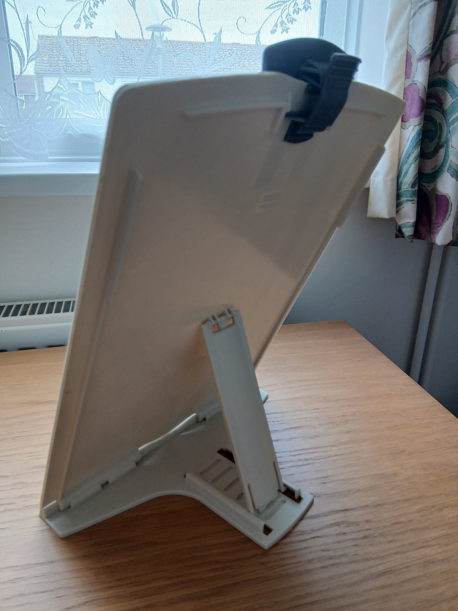 Document stand for copy typing