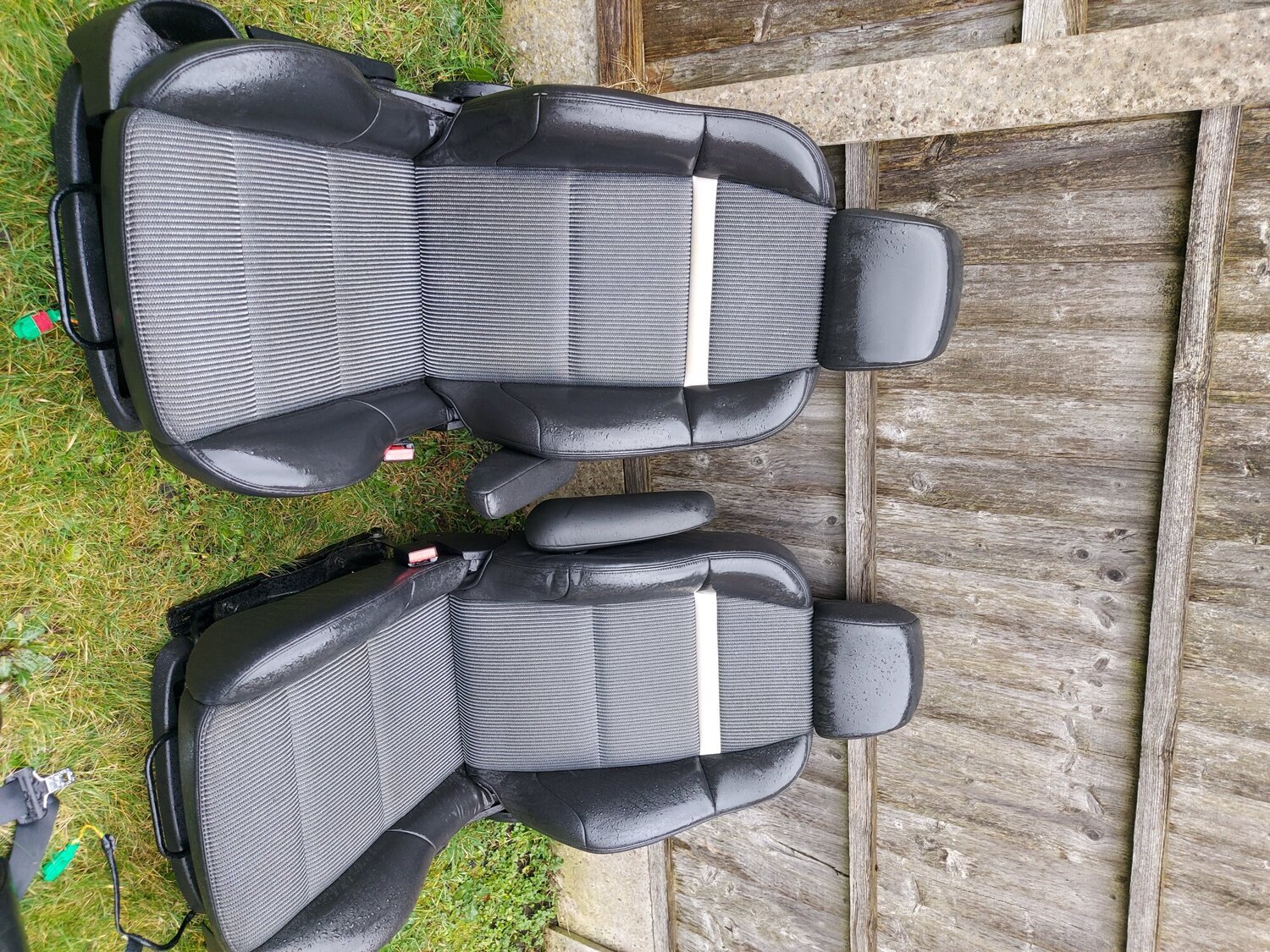 Peugeot 307 HDi Half Leather Interior Airbag type  - Parts & Accessories in West Bromwich