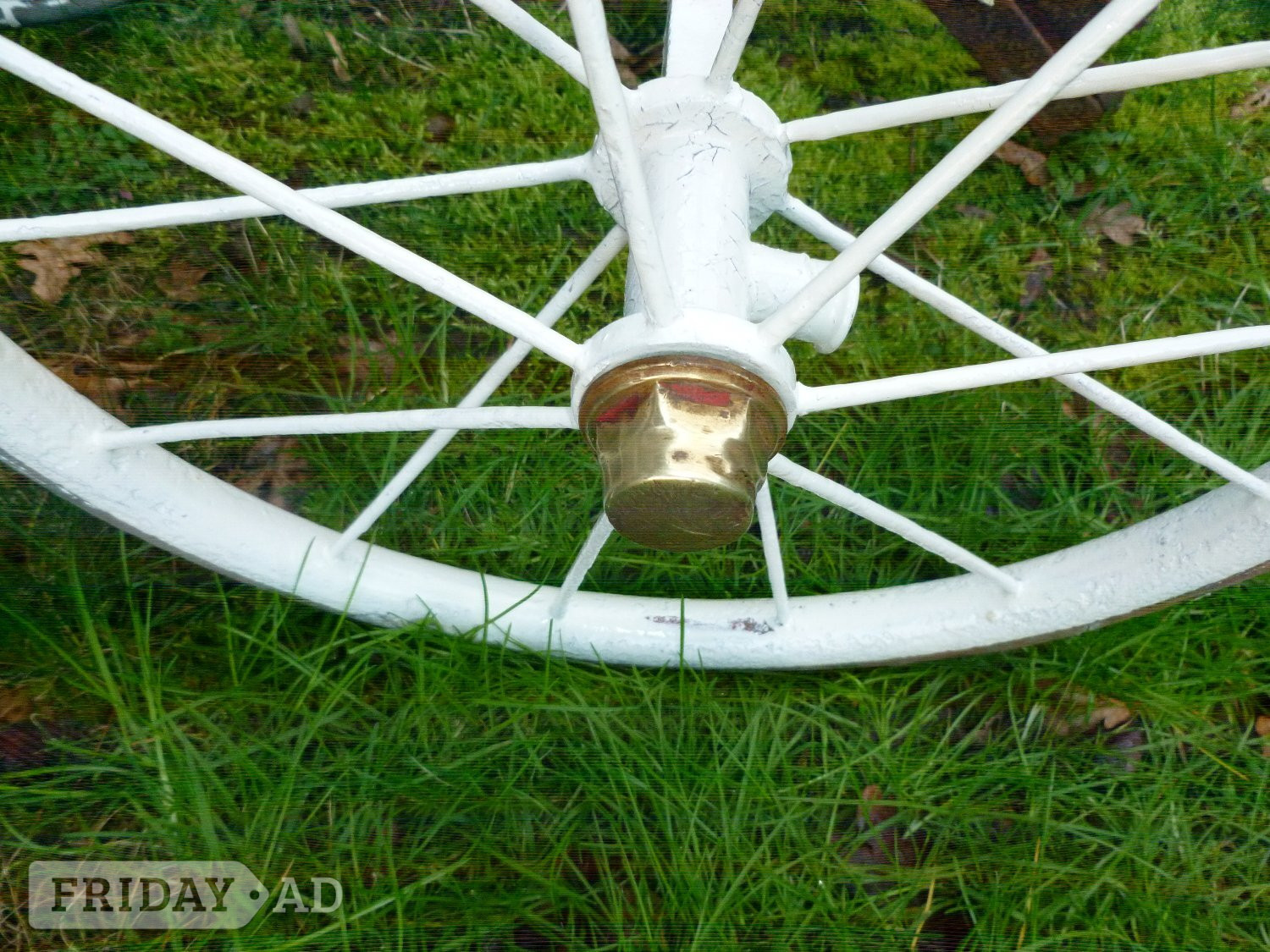 very old wheels full set with brarss nuts