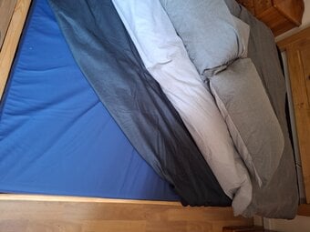 Double mattress waterproof brand new/unused with waterproof bedding