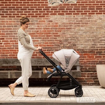 Nuna TRIV Next Generation Cari Bundle