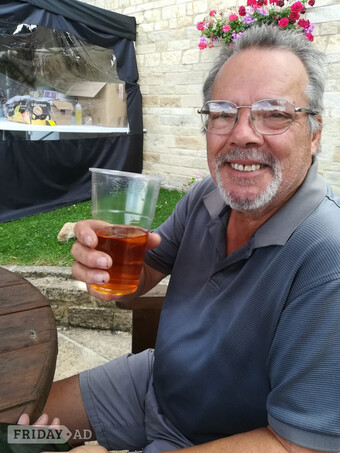Young Cuckold pensioner looking to meet couples for fun 