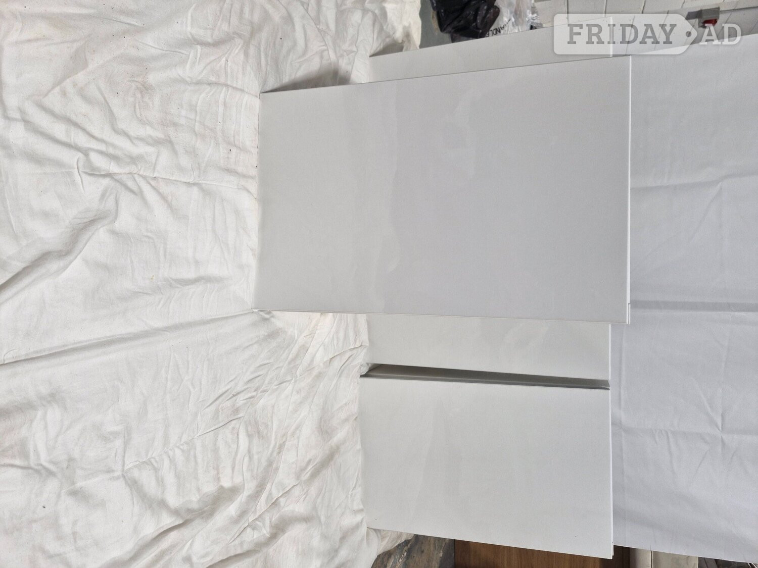 Arundel Almost Brand New Ikea Kitchen, hang on wall Cabinets