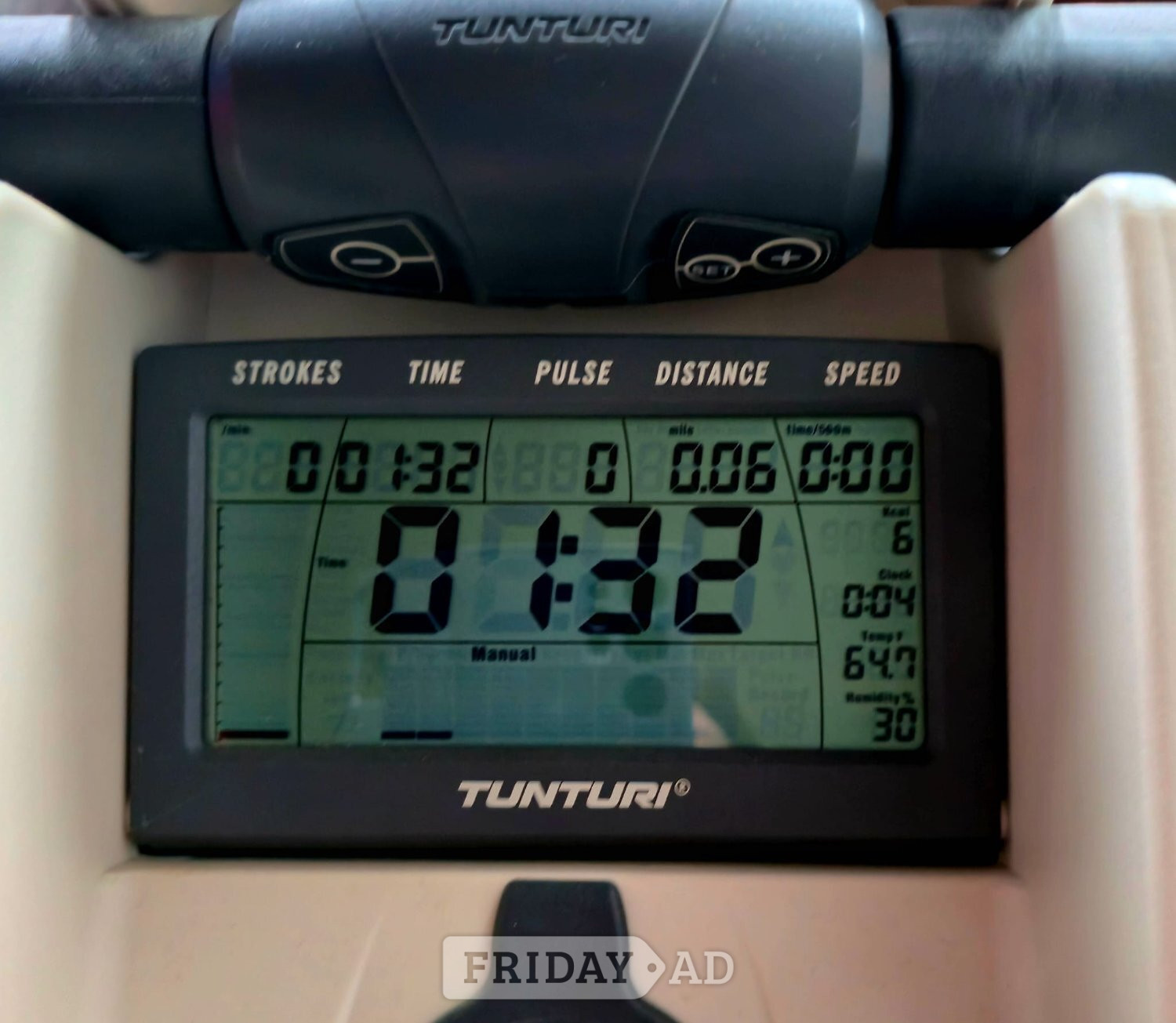 Tunturi Classic R3.0 Rowing Machine - Sports Equipment in Seaford