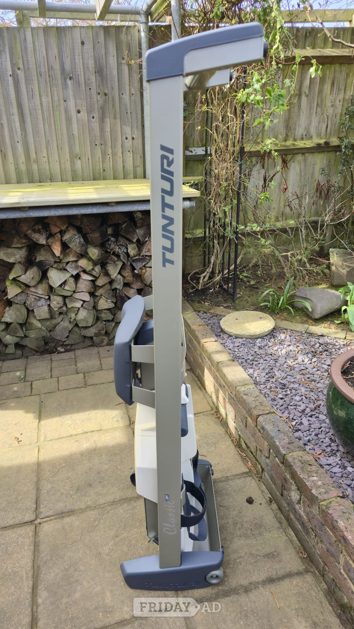 Tunturi Classic R3.0 Rowing Machine - Sports Equipment