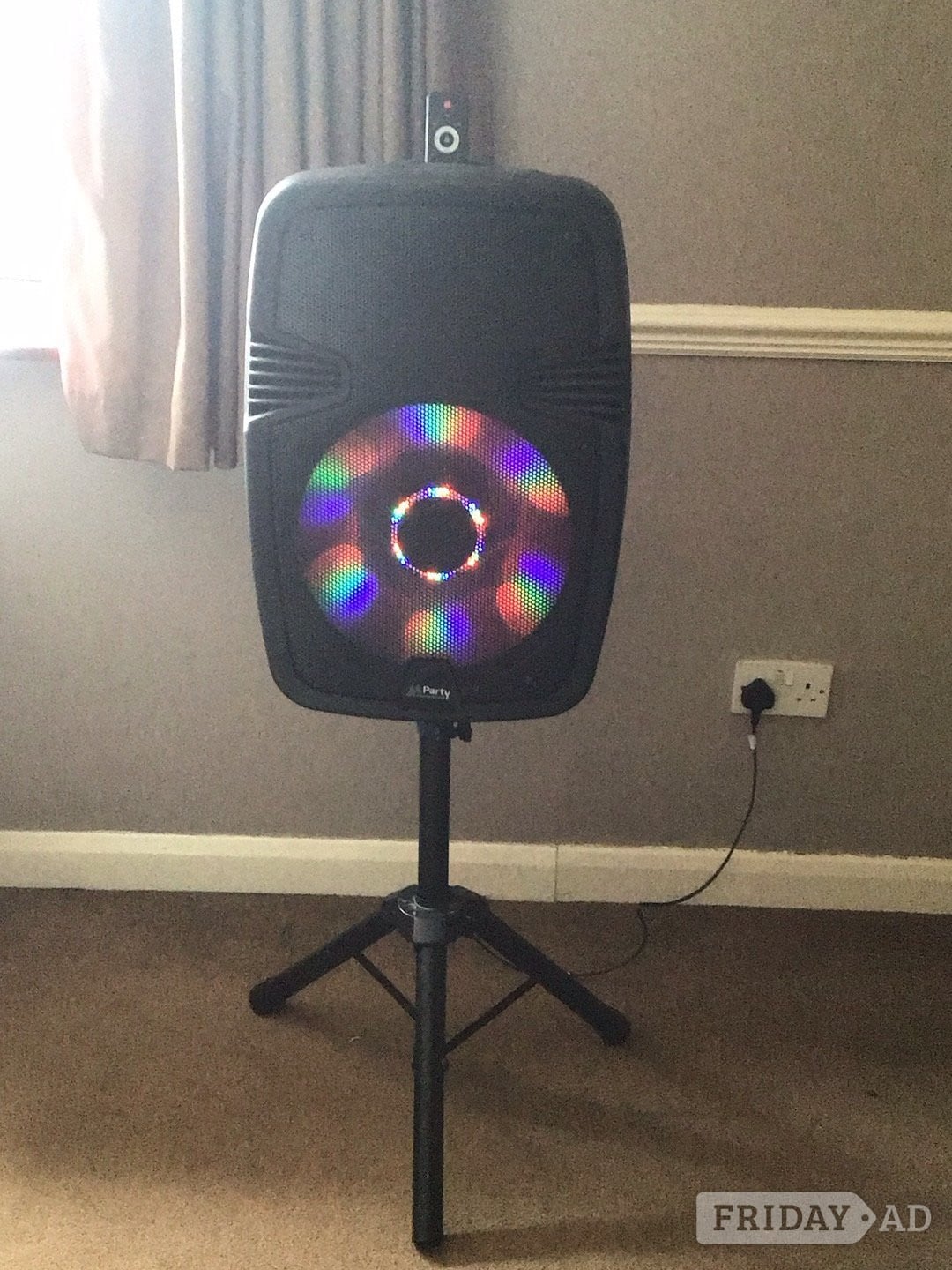 bluetooth party speaker with stand and remote also power cable in Romney Marsh
