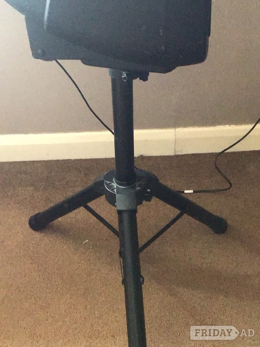 bluetooth party speaker with stand and remote also power cable - Tv, Audio & Cameras