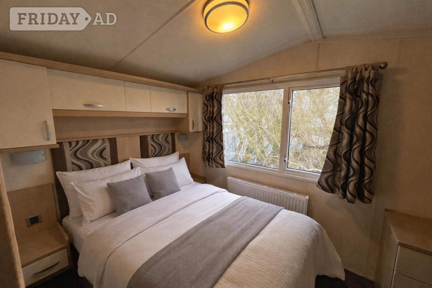 Sited Static Caravan with Hot Tub - Holiday Homes in Lincoln