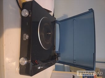 GPO TURNTABLE  Hardly used 45 and 33 rpm