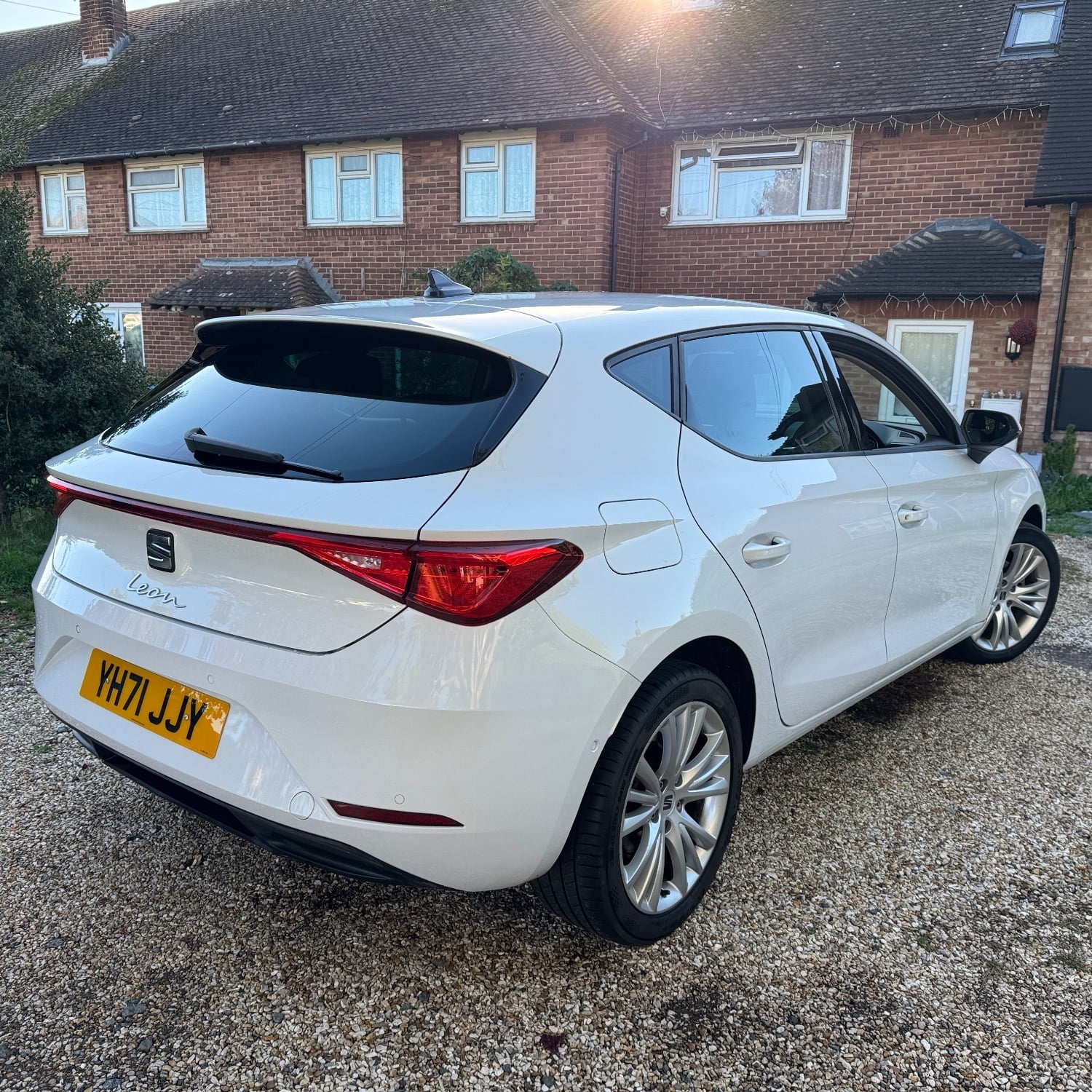 Seat Leon 1.0 Tsi Se Evo Dynamic extremely low 17k miles - Cars in Arundel