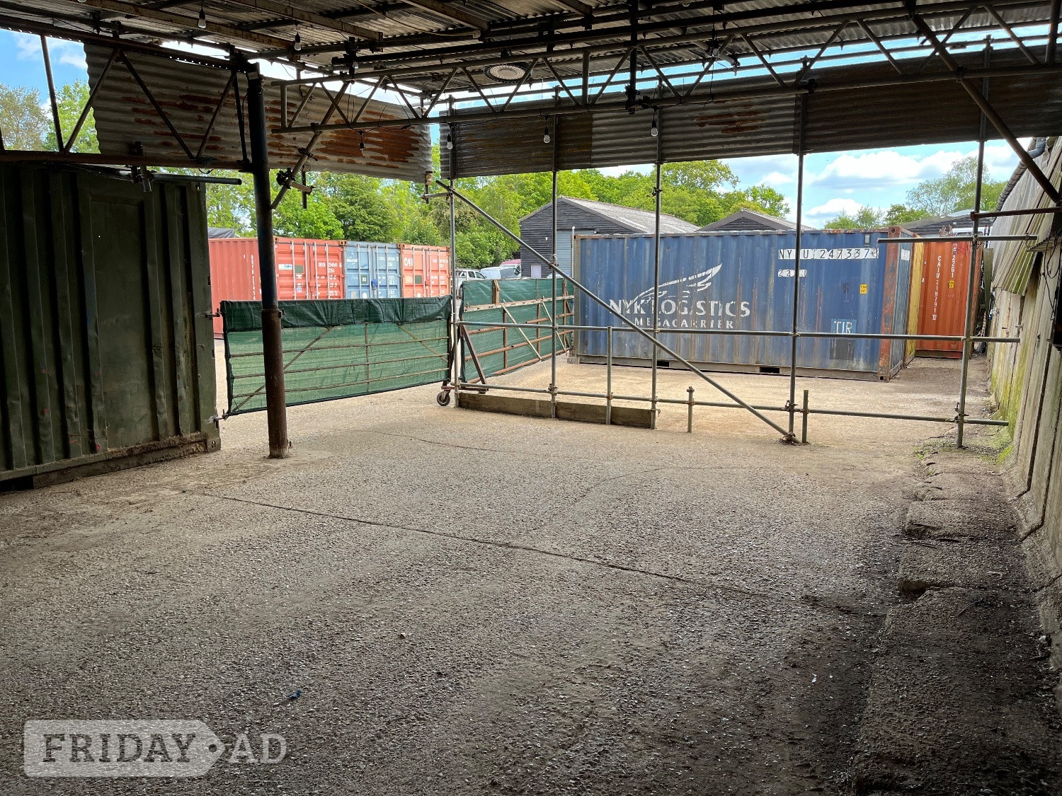 Lewes Secure partly covered gated yard 1300 sqft