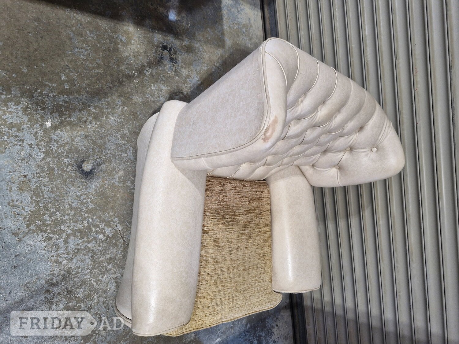 Arundel Vintage Arm Chair