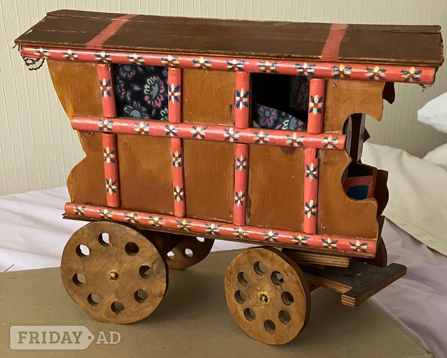 Gypsy Wagon - decorative wooden wagon in Peacehaven