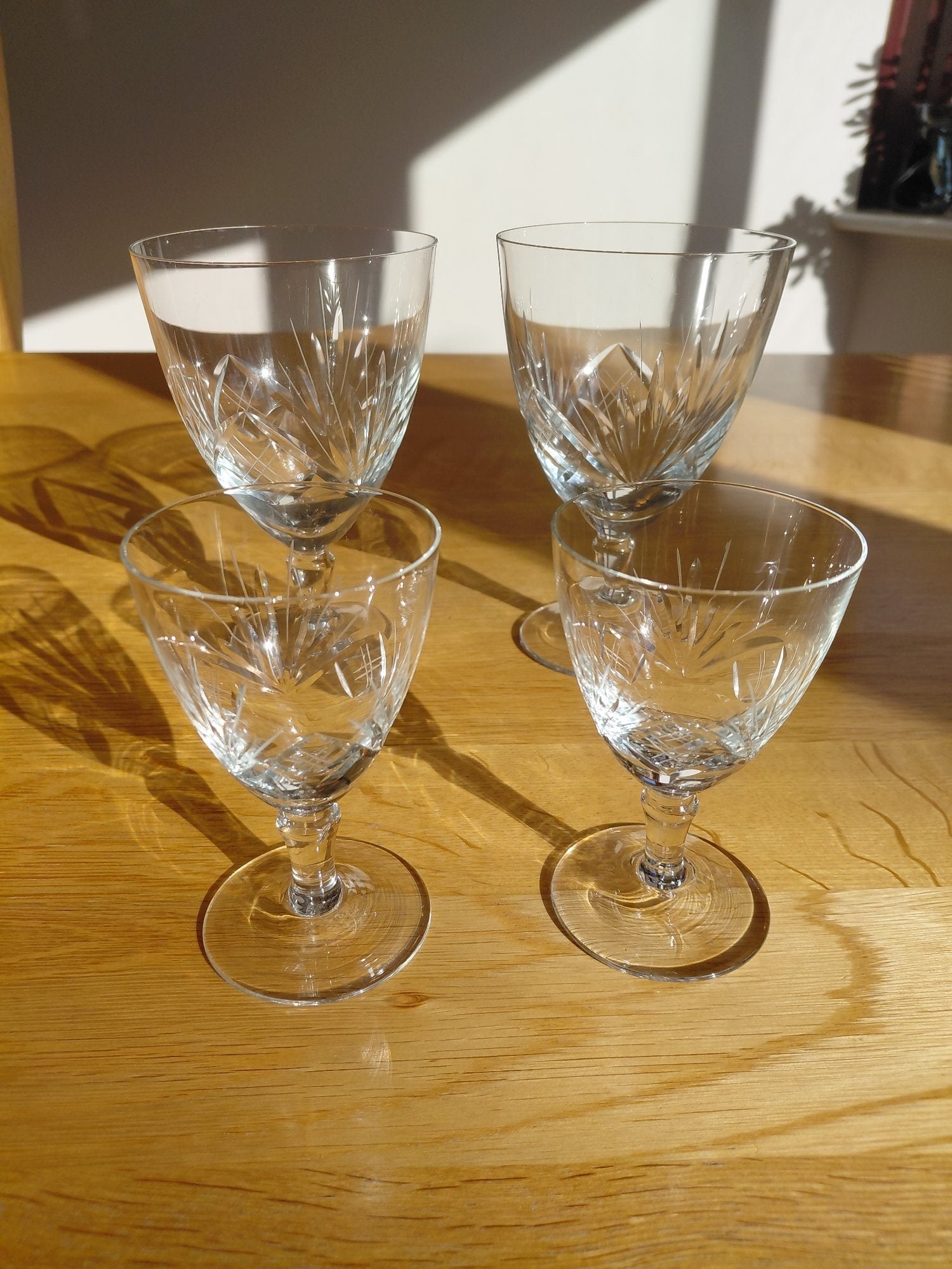 Set of 4 Crystal Cut Glass Wine/Sherry Glasses – Good Condition
