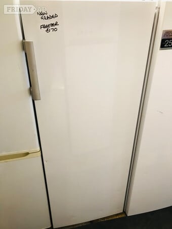 New graded free standing freezer