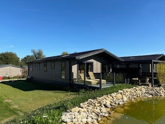 FOR SALE, LUXURY LODGE YORKSHIRE SPA RETREAT, HELMSLEY, YORK, HARROGATE, PET FRIENDLY