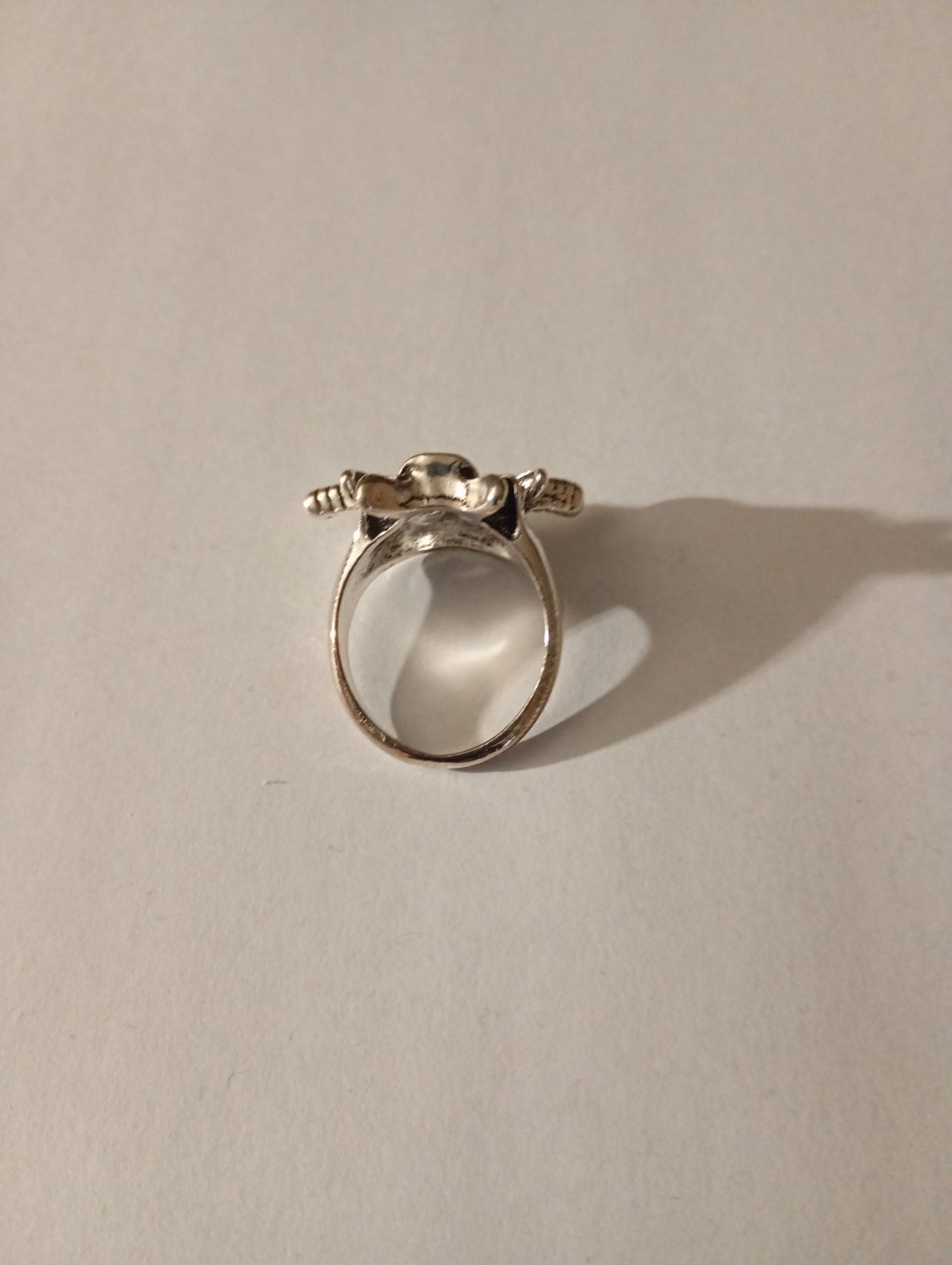 Silver -toned unbranded metal signet ring 