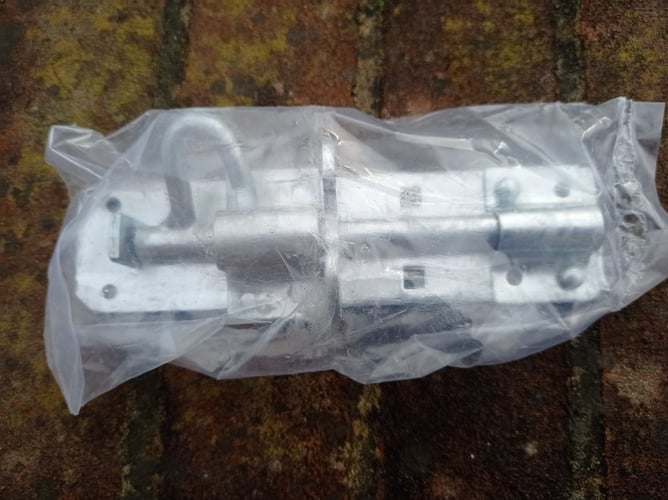 New Galvanised Gate Hardware – 18" Hook & Band Hinges + Padbolt - DIY in Tonbridge