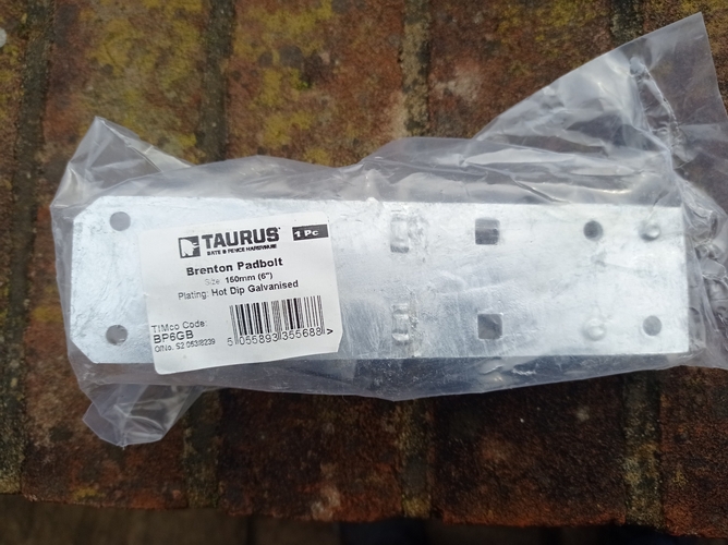 Tonbridge New Galvanised Gate Hardware – 18" Hook & Band Hinges + Padbolt