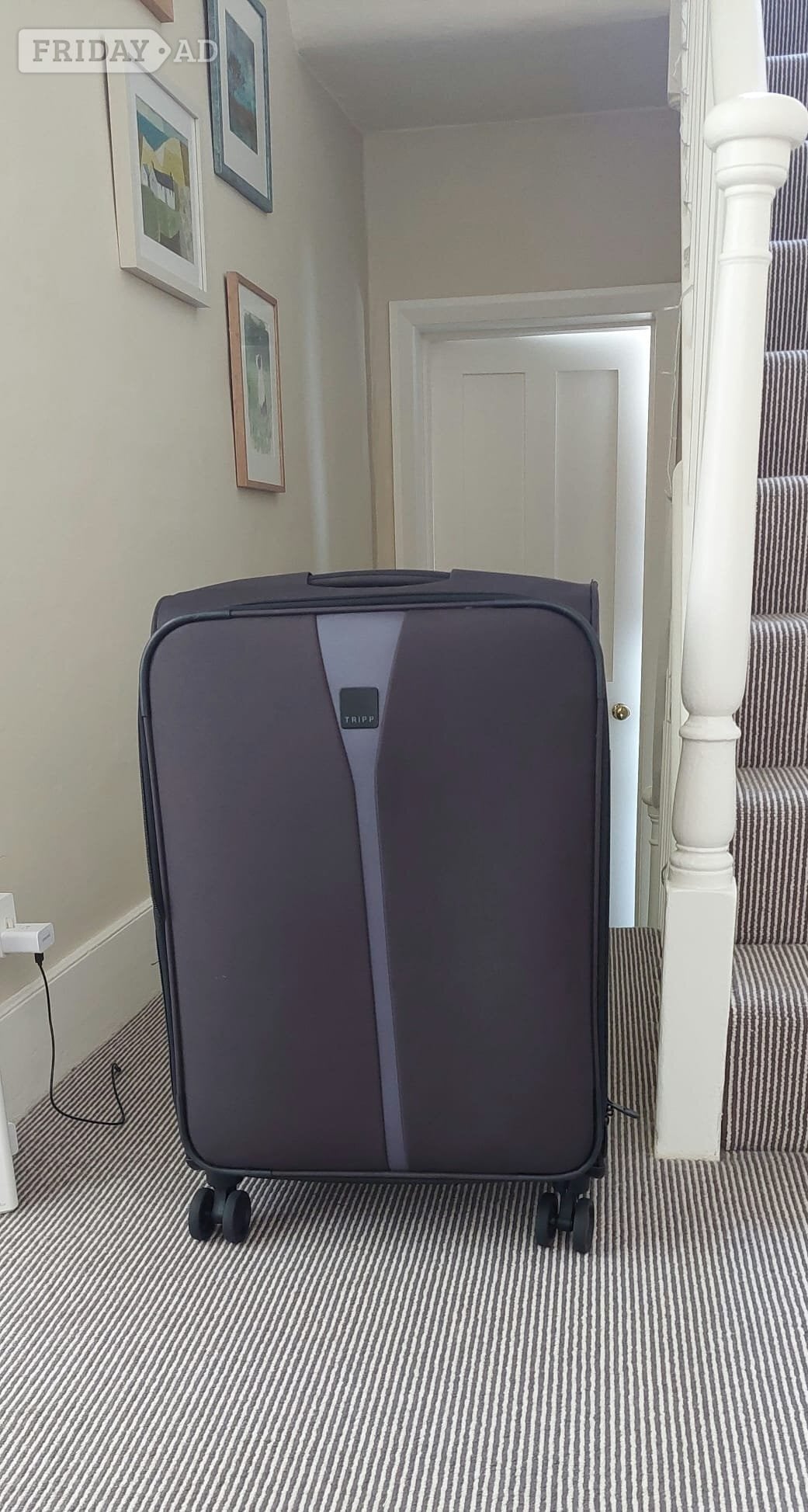 Lewes Tripp Expandable Medium Suitcase 70cm – Immaculate - Charcoal