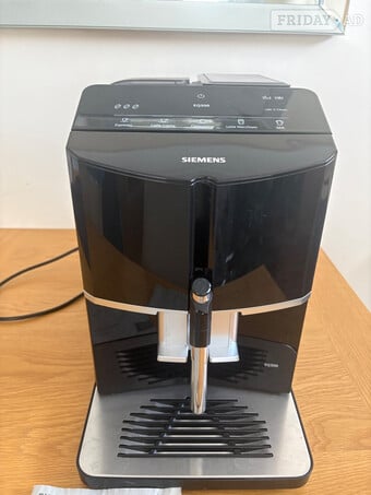 SIEMENS  EQ300 FULLY AUTOMATIC COFFEE MACHINE 