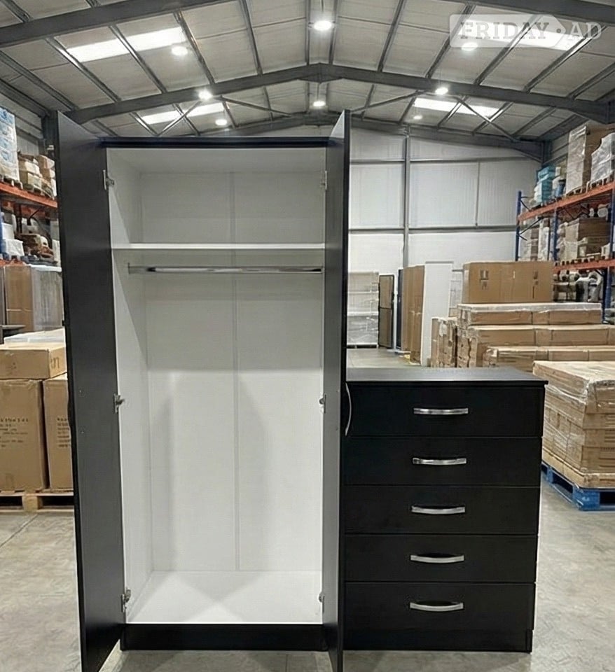 Wolverhampton 2 door wardorbe avialble