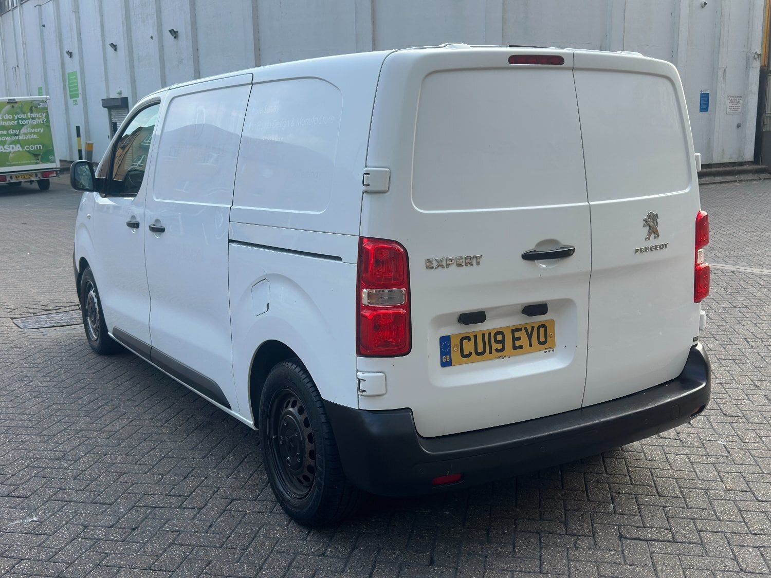 2019 Peugeot Expert Professional - New Years MOT - No VAT - ULEZ  - Vans & Commercial Vehicles in Brighton