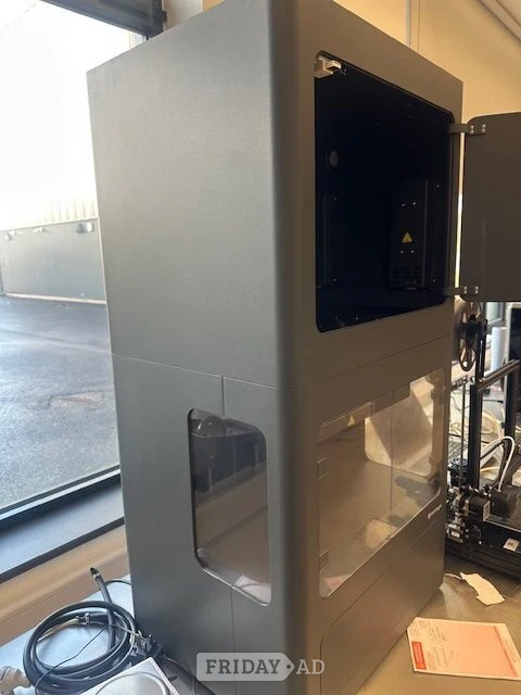 Refurbished 3D Printer UK | Affordable Professional Systems