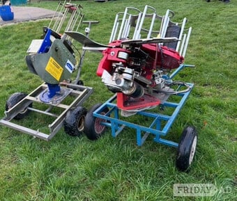 Clay pigeon traps 