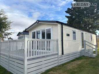 Holiday Home with Decking Ready to Move in within 7 Days