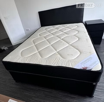 King - pinemaster matttess with divan base and Hb