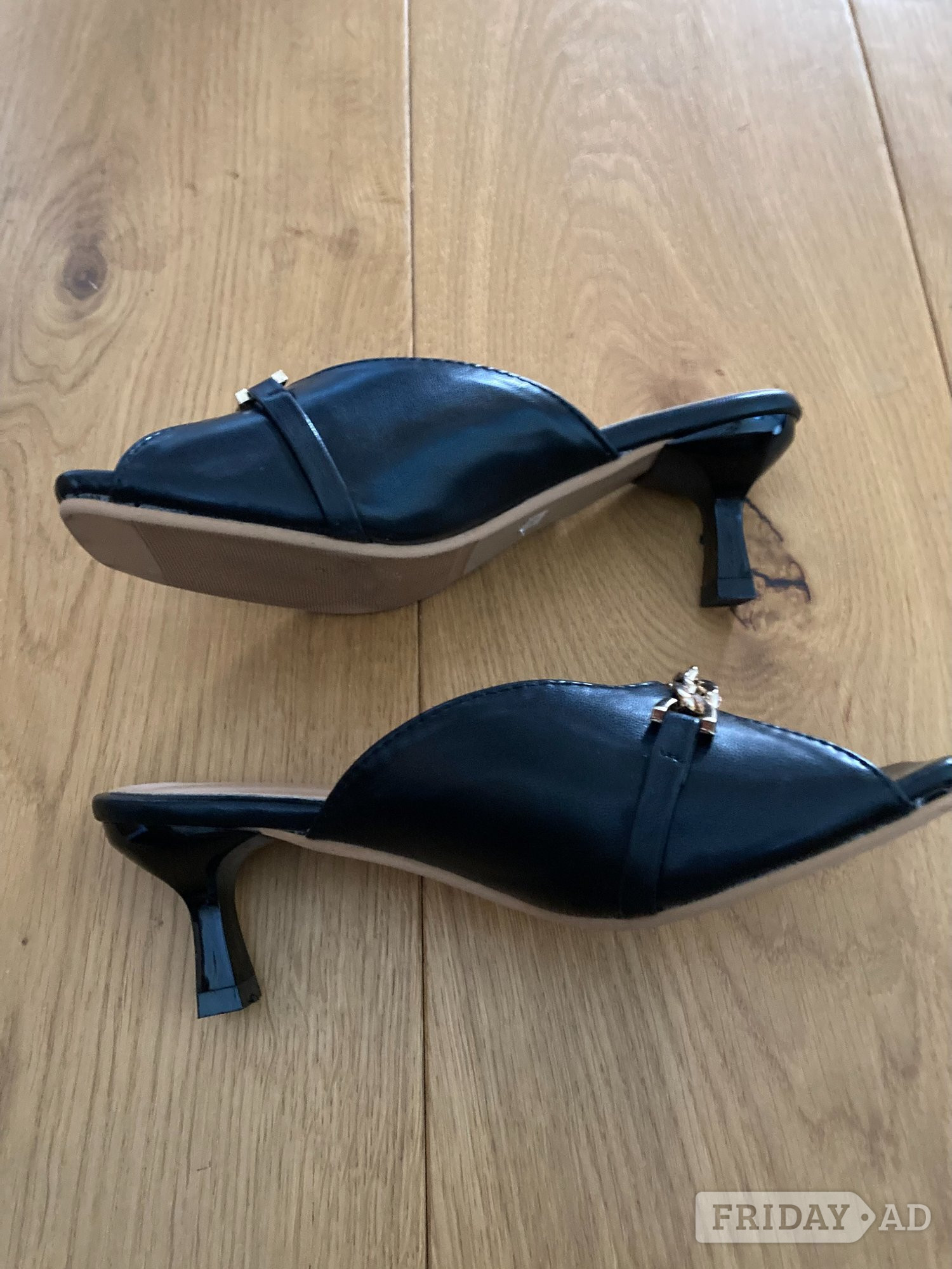 Black Slip-On Sandals with Gold Chain Decoration - Size: UK3/EU36 - Clothing, Footwear & Accessories in Crawley