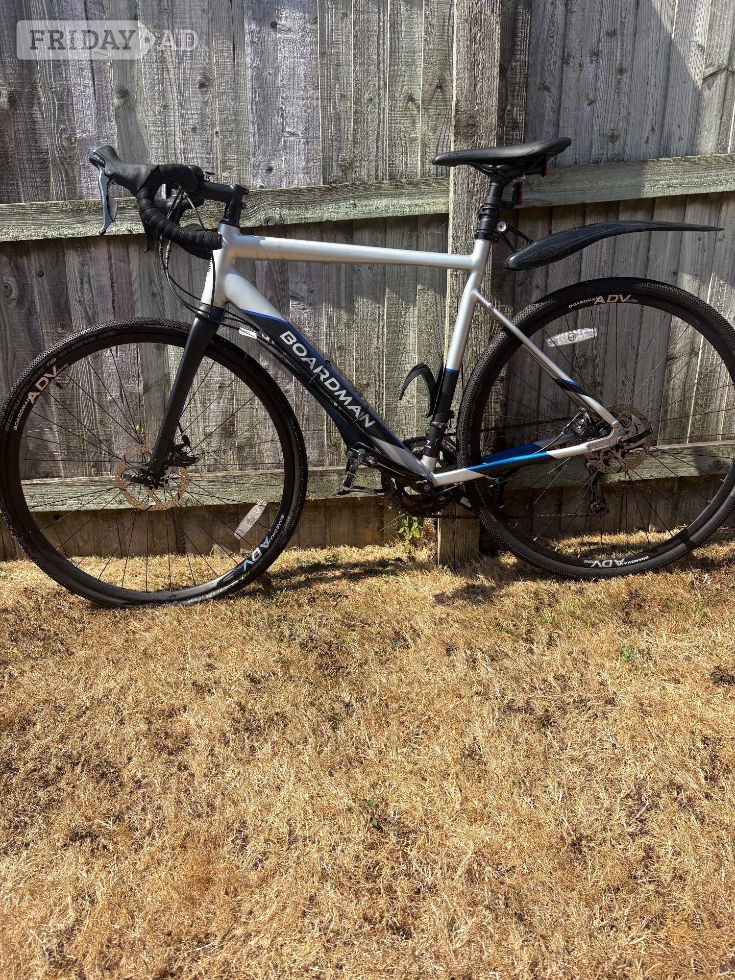 Boardman ADV 8.8 Gravel/Adventure V Good condition. Size LG 55.5 - Bicycles